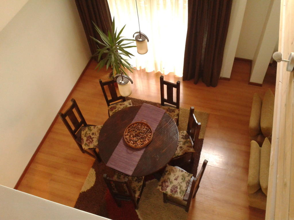 Hostal Los Avellanos テムコ エクステリア 写真